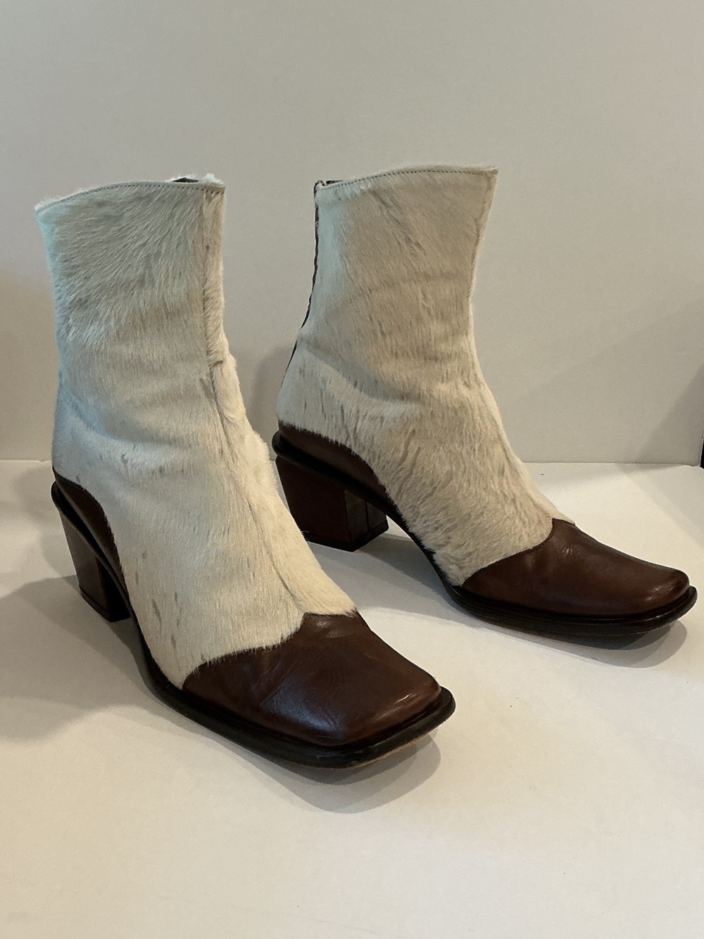 Rare BCBG Archival Vintage Cowhide Pony Hair Cowboy Ankle Boots